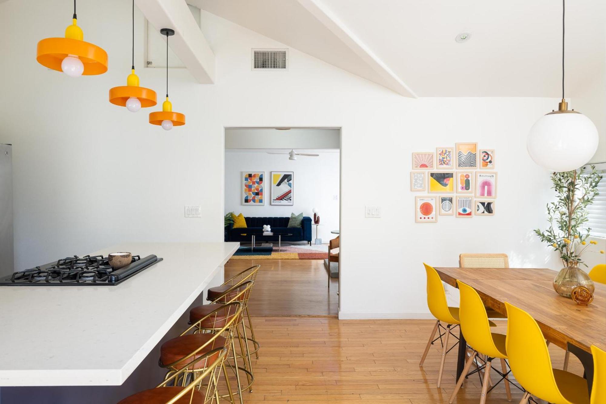 Modern Retro Close To Dt, Zoo, Parking, Hot Tub *